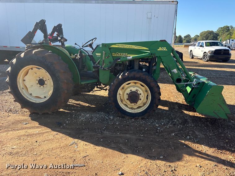 image for item YA5402 2006 John Deere 5105 MFWD tractor