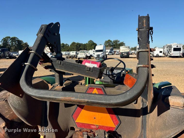image for item YA5402 2006 John Deere 5105 MFWD tractor
