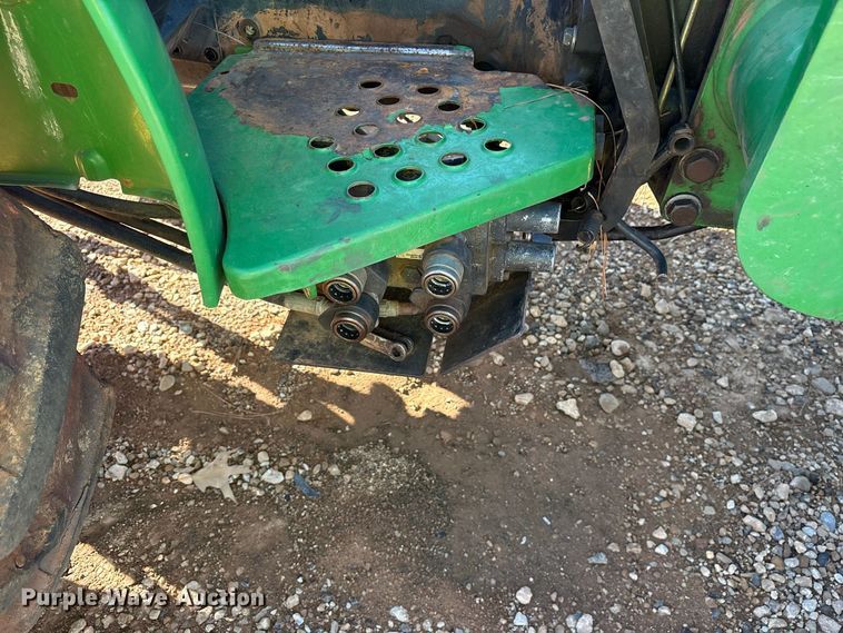 image for item YA5402 2006 John Deere 5105 MFWD tractor