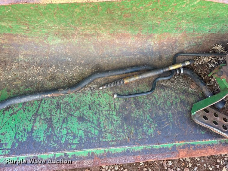 image for item YA5402 2006 John Deere 5105 MFWD tractor