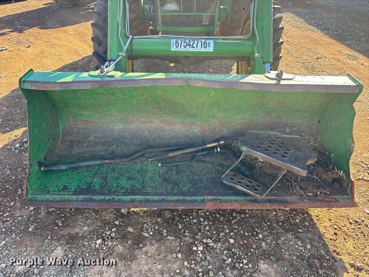 image for item YA5402 2006 John Deere 5105 MFWD tractor