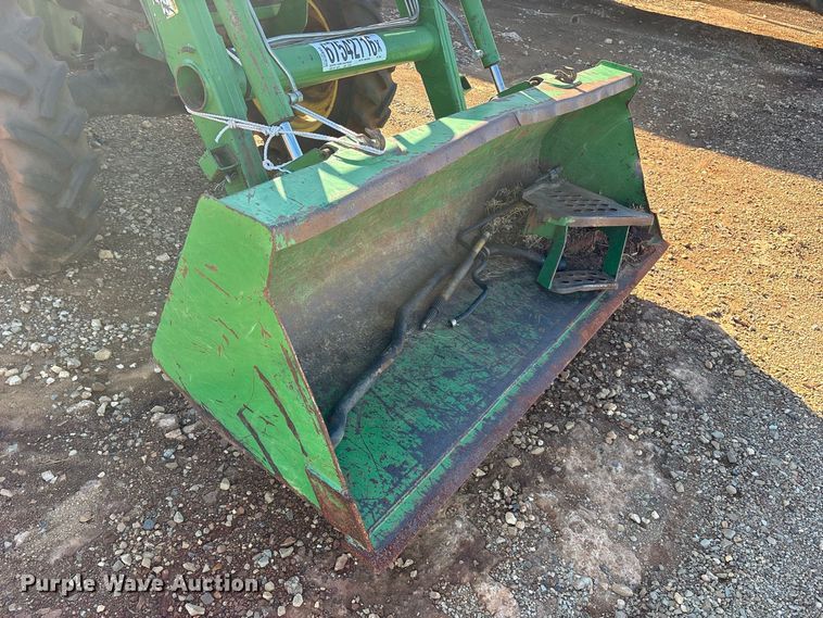 image for item YA5402 2006 John Deere 5105 MFWD tractor