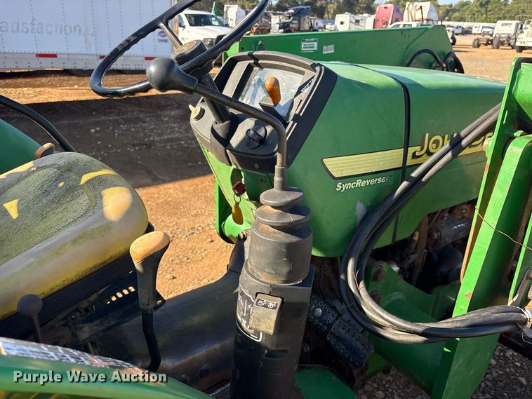 image for item YA5402 2006 John Deere 5105 MFWD tractor