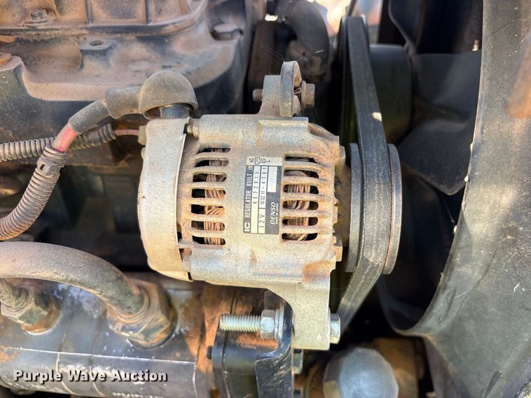 image for item YA5402 2006 John Deere 5105 MFWD tractor