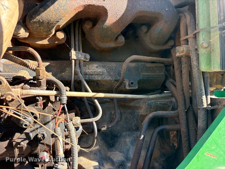 image for item YA5402 2006 John Deere 5105 MFWD tractor