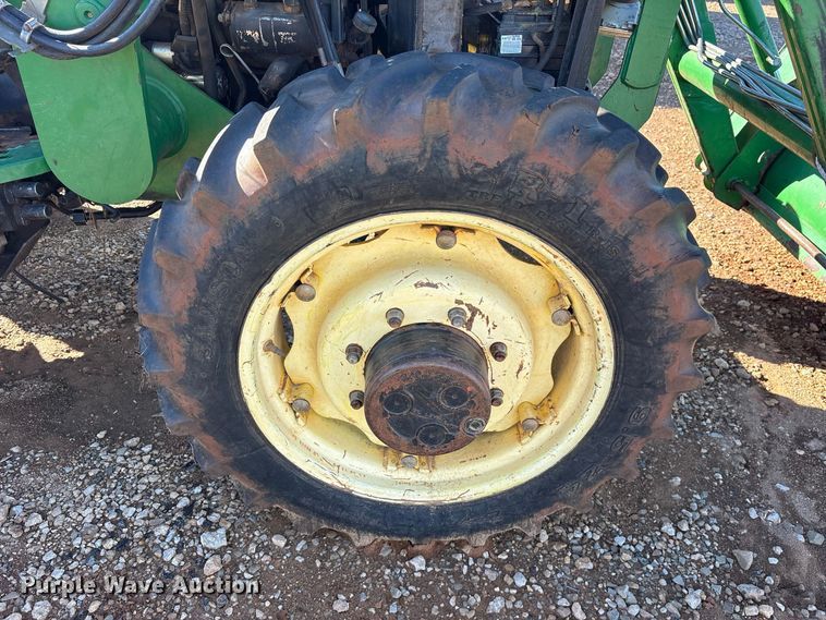 image for item YA5402 2006 John Deere 5105 MFWD tractor