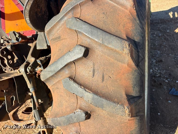 image for item YA5402 2006 John Deere 5105 MFWD tractor