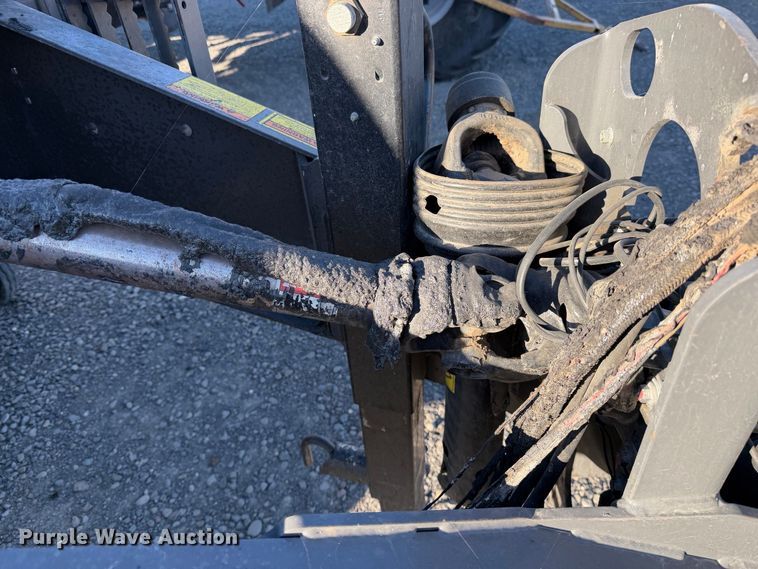 image for item YA5448 2016 Massey Ferguson 2270 large square baler