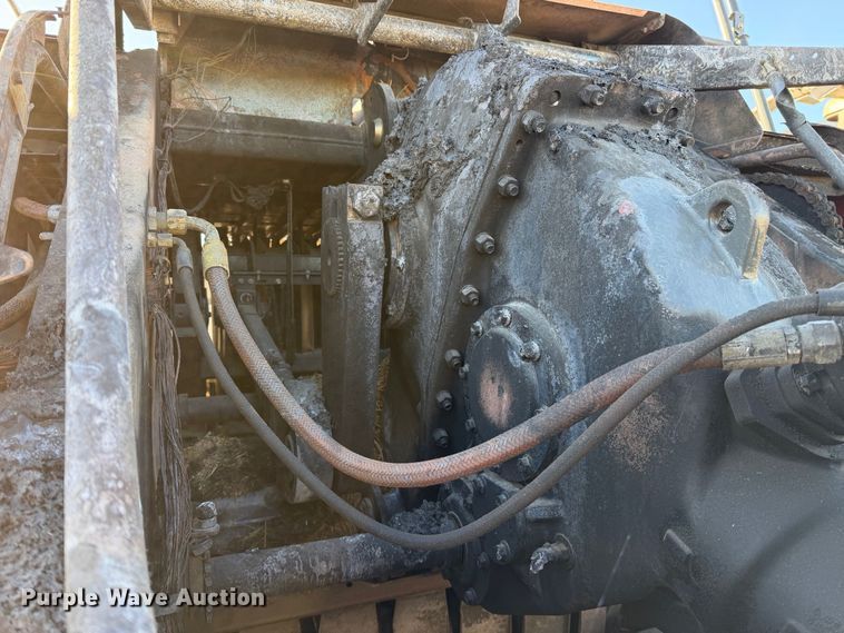 image for item YA5448 2016 Massey Ferguson 2270 large square baler