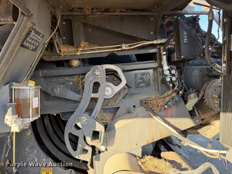 image for item YA5448 2016 Massey Ferguson 2270 large square baler