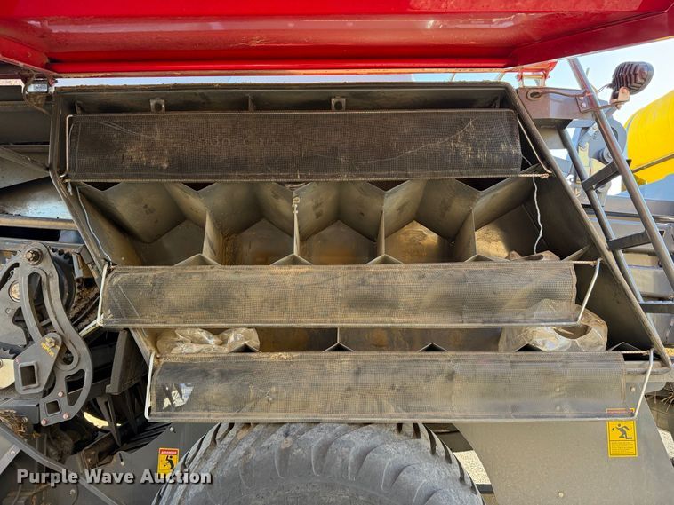 image for item YA5448 2016 Massey Ferguson 2270 large square baler