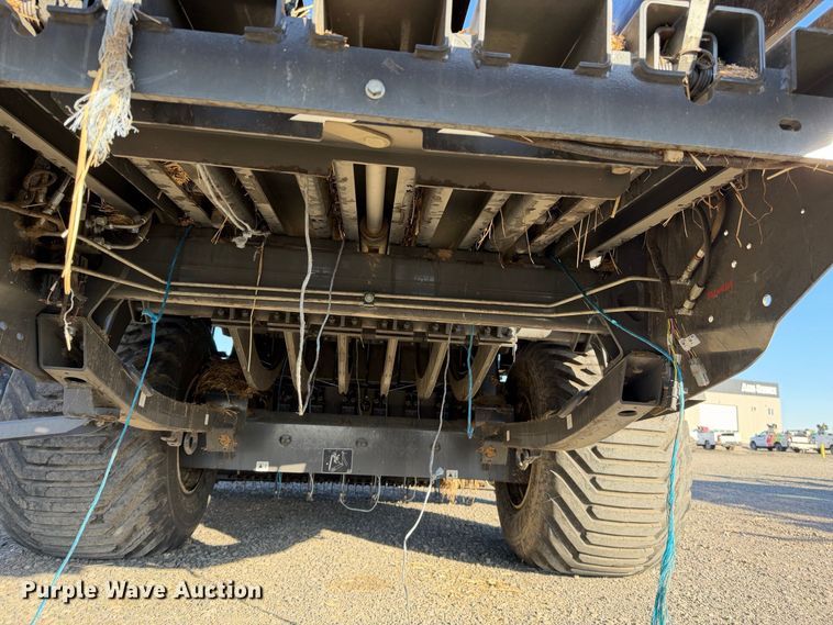 image for item YA5448 2016 Massey Ferguson 2270 large square baler