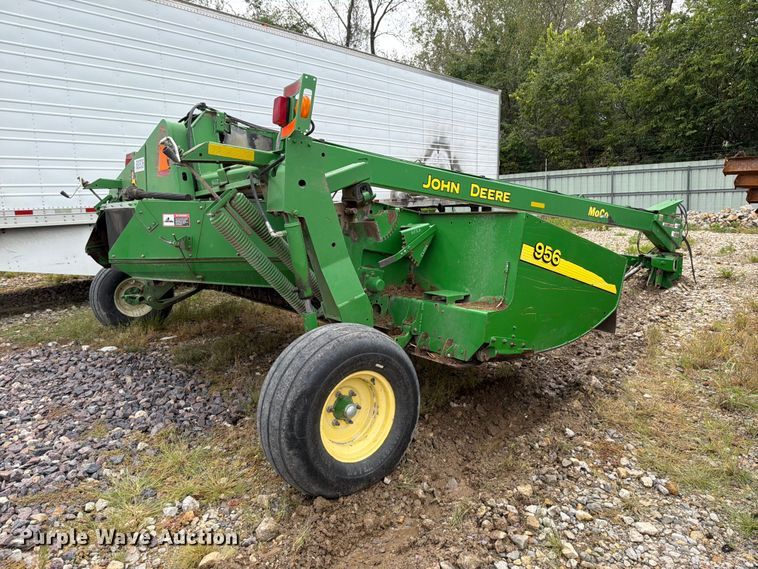 image for item YA5480 John Deere 956 swather / windrower