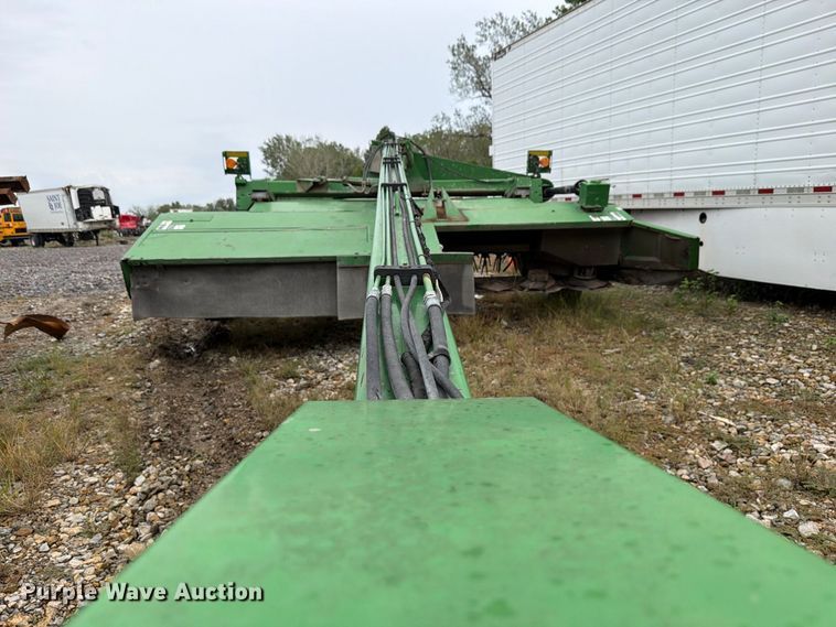 image for item YA5480 John Deere 956 swather / windrower