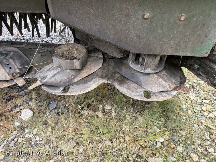 image for item YA5480 John Deere 956 swather / windrower