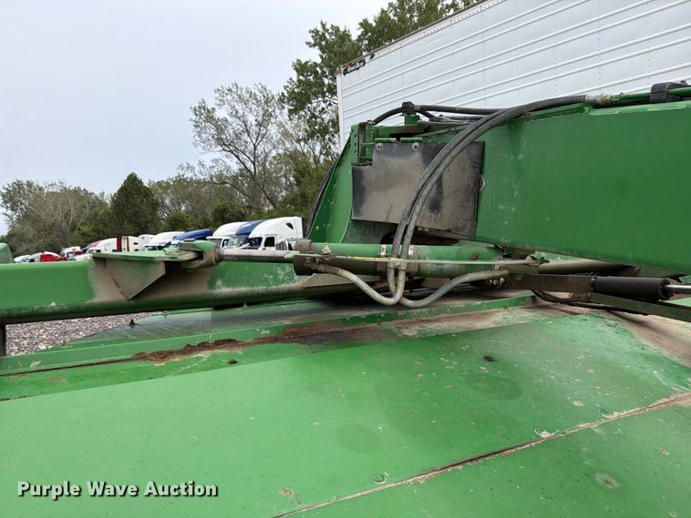 image for item YA5480 John Deere 956 swather / windrower