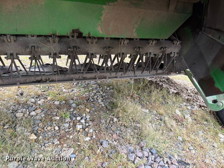 image for item YA5480 John Deere 956 swather / windrower