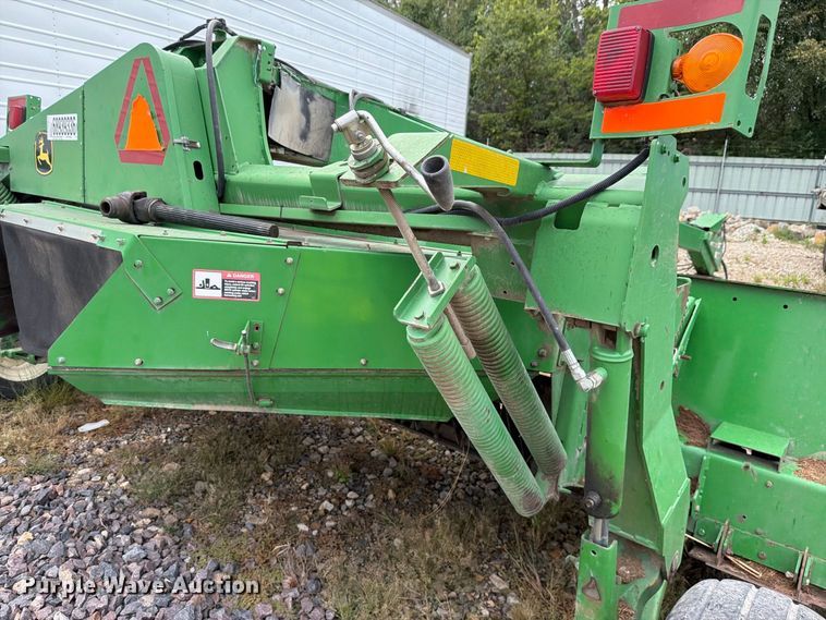 image for item YA5480 John Deere 956 swather / windrower