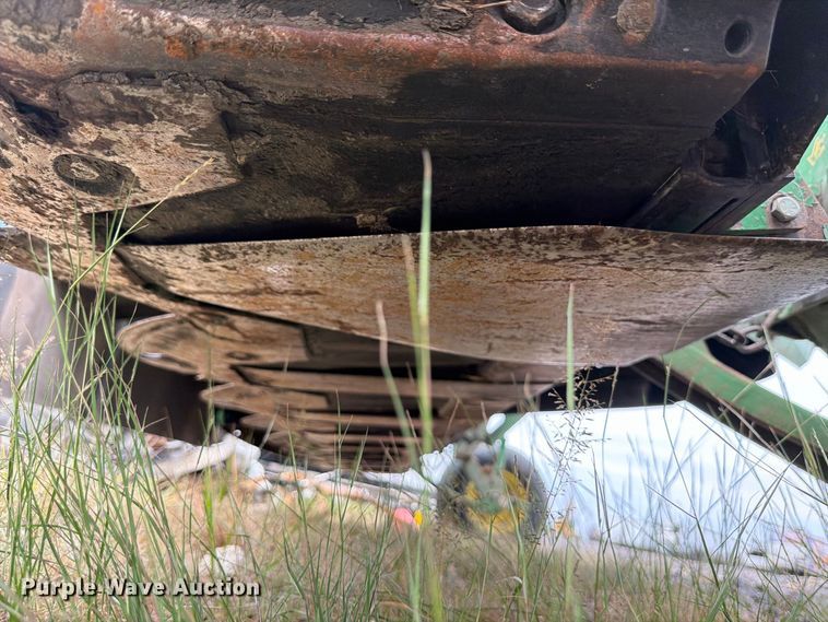 image for item YA5480 John Deere 956 swather / windrower