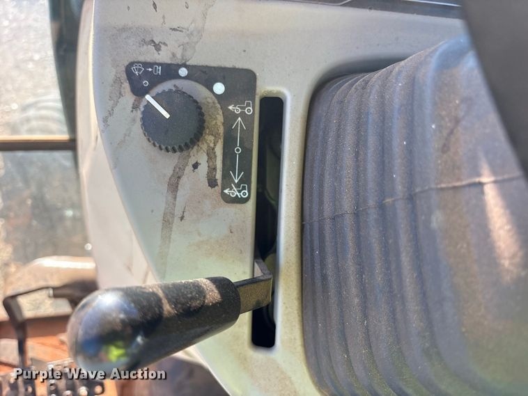 image for item YA5487 2025 John Deere 3039R MFWD tractor
