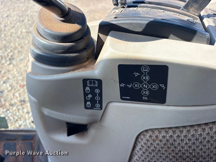 image for item YA5487 2025 John Deere 3039R MFWD tractor
