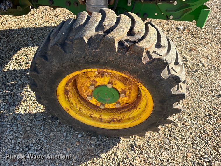 image for item YA5487 2025 John Deere 3039R MFWD tractor