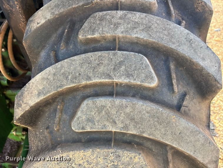 image for item YA5487 2025 John Deere 3039R MFWD tractor