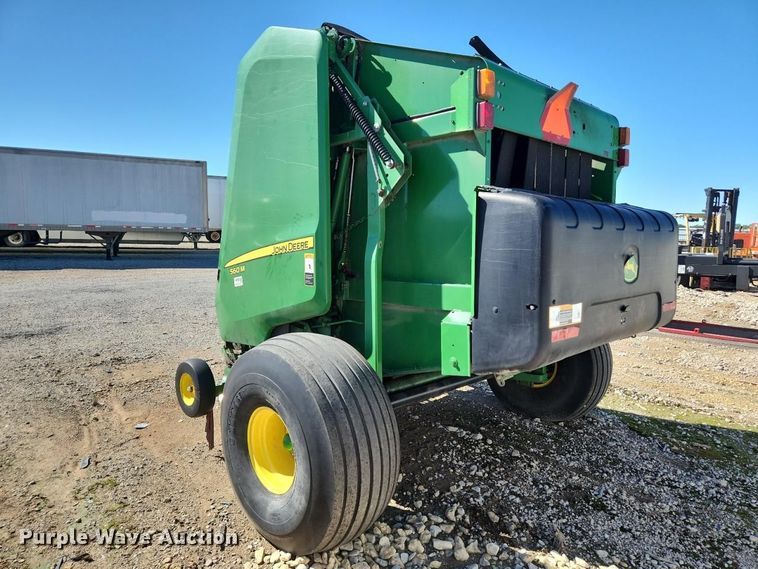 image for item YA5489 2019 John Deere 560M round baler