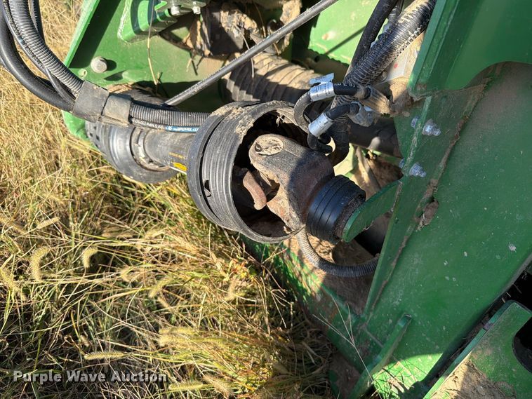 image for item YA5492 2022 John Deere RD40F HydraFlex flex draper head