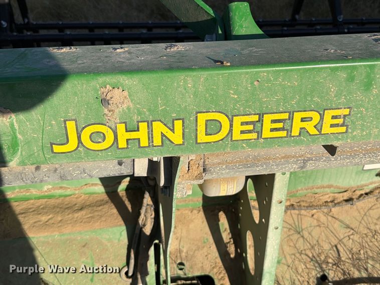 image for item YA5492 2022 John Deere RD40F HydraFlex flex draper head