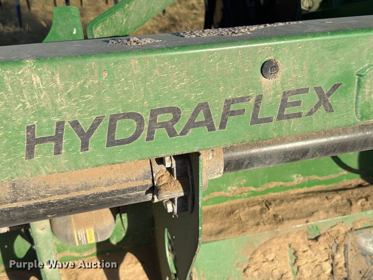 image for item YA5492 2022 John Deere RD40F HydraFlex flex draper head