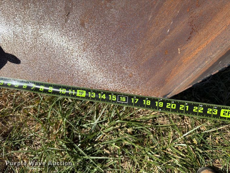 image for item YA5496 Brent 444 gravity wagon