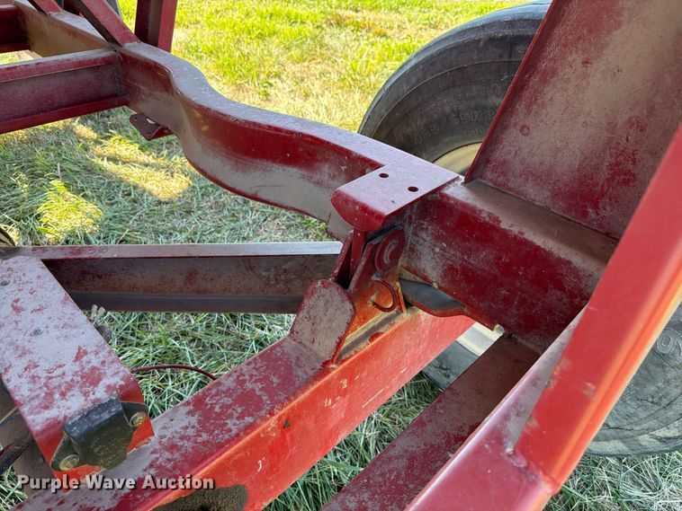 image for item YA5496 Brent 444 gravity wagon
