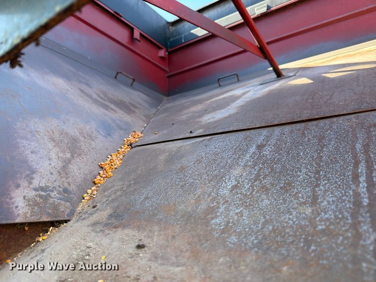image for item YA5496 Brent 444 gravity wagon