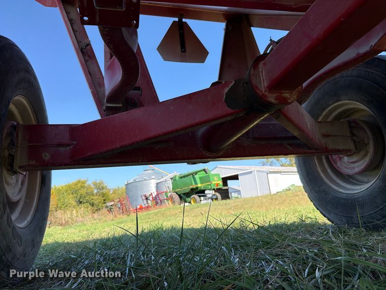 image for item YA5496 Brent 444 gravity wagon