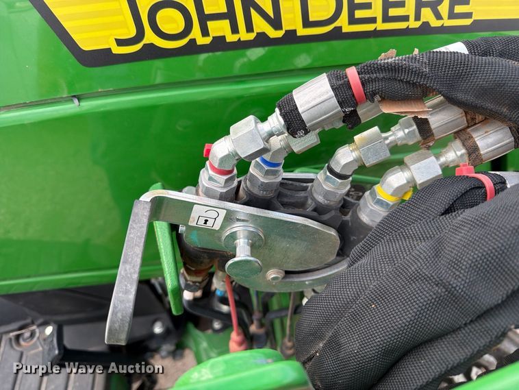 image for item YA5534 2024 John Deere 1025R MFWD tractor