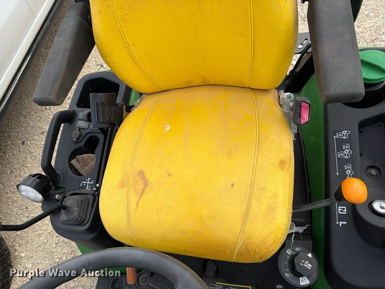 image for item YA5534 2024 John Deere 1025R MFWD tractor