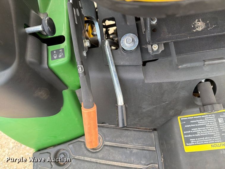 image for item YA5534 2024 John Deere 1025R MFWD tractor