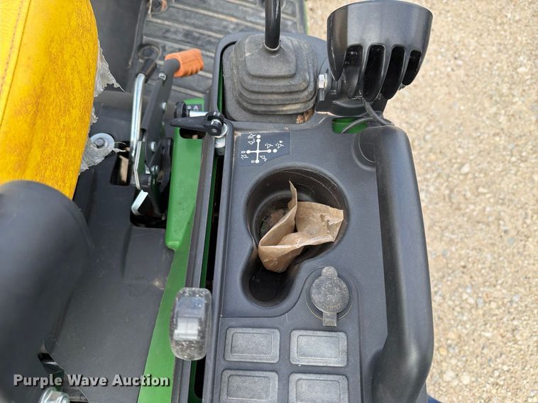image for item YA5534 2024 John Deere 1025R MFWD tractor