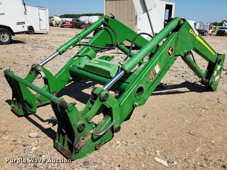 image for item YA5566 2022 John Deere 520M loader