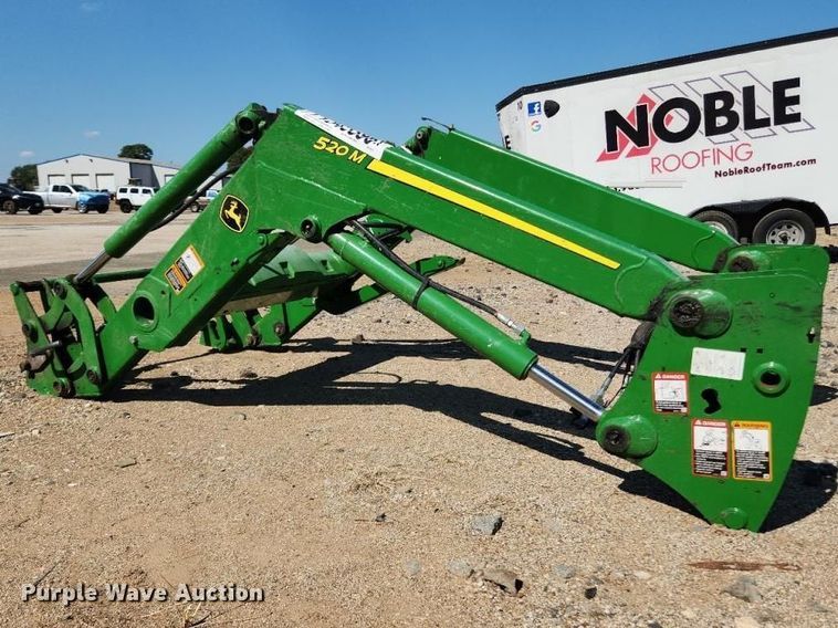 image for item YA5566 2022 John Deere 520M loader