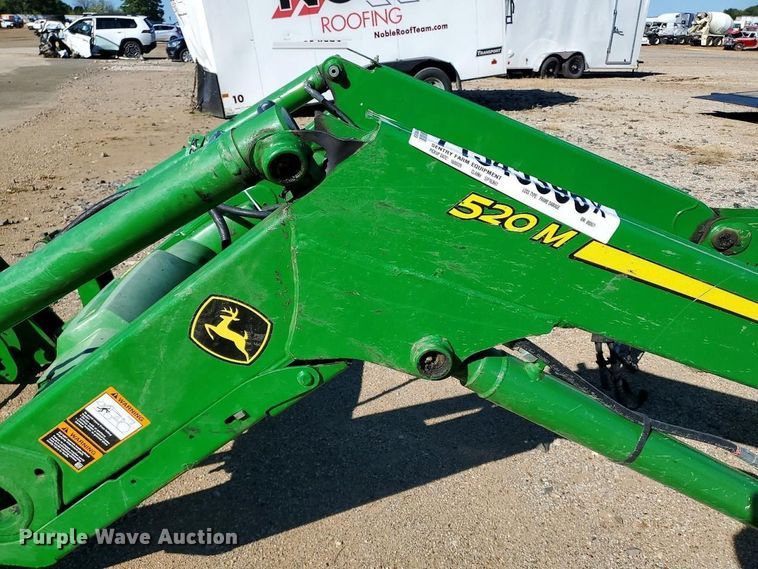 image for item YA5566 2022 John Deere 520M loader