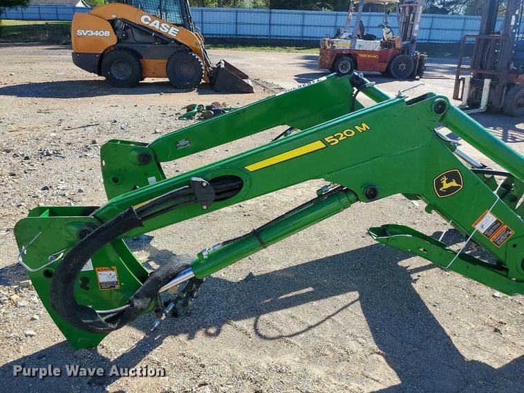 image for item YA5566 2022 John Deere 520M loader