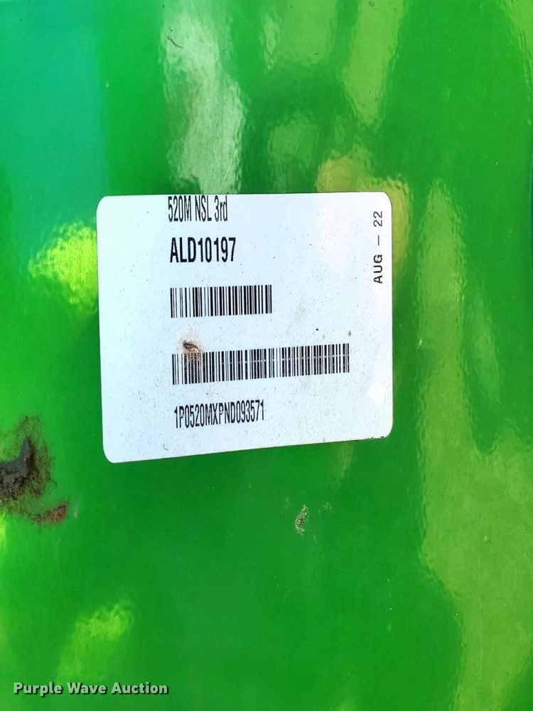 image for item YA5566 2022 John Deere 520M loader