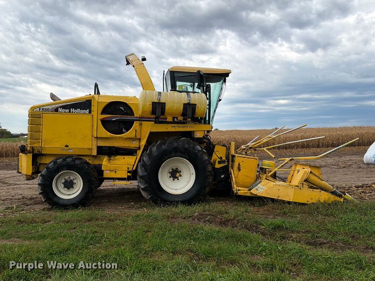 image for item YA5573 2022 New Holland FX60 PRWD forage harvester