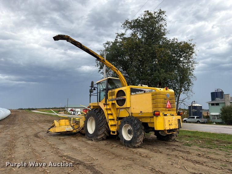 image for item YA5573 2022 New Holland FX60 PRWD forage harvester