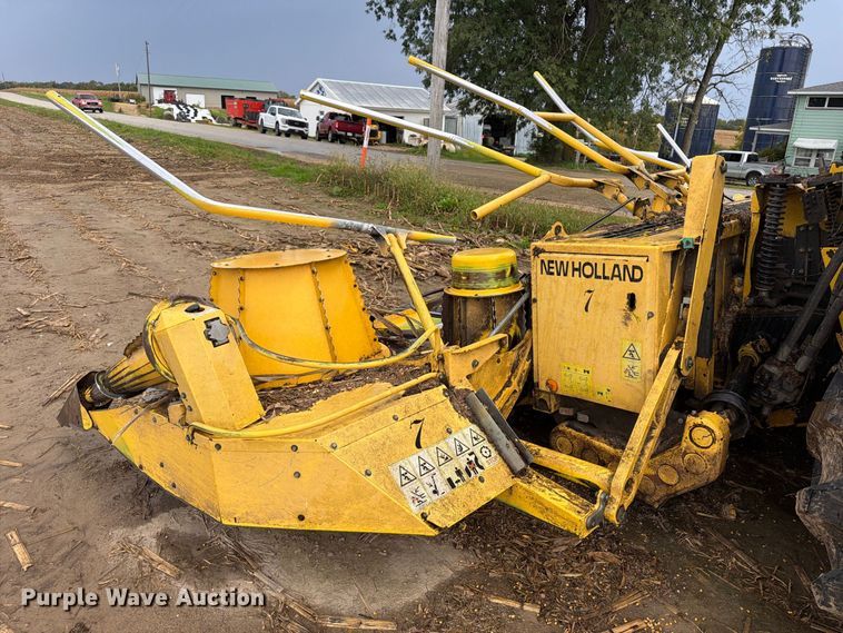 image for item YA5573 2022 New Holland FX60 PRWD forage harvester