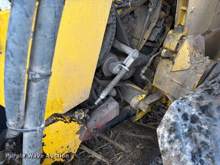 image for item YA5573 2022 New Holland FX60 PRWD forage harvester