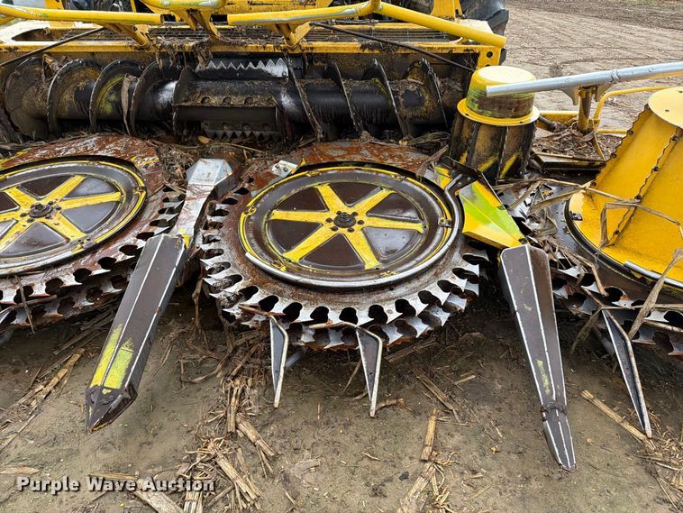 image for item YA5573 2022 New Holland FX60 PRWD forage harvester