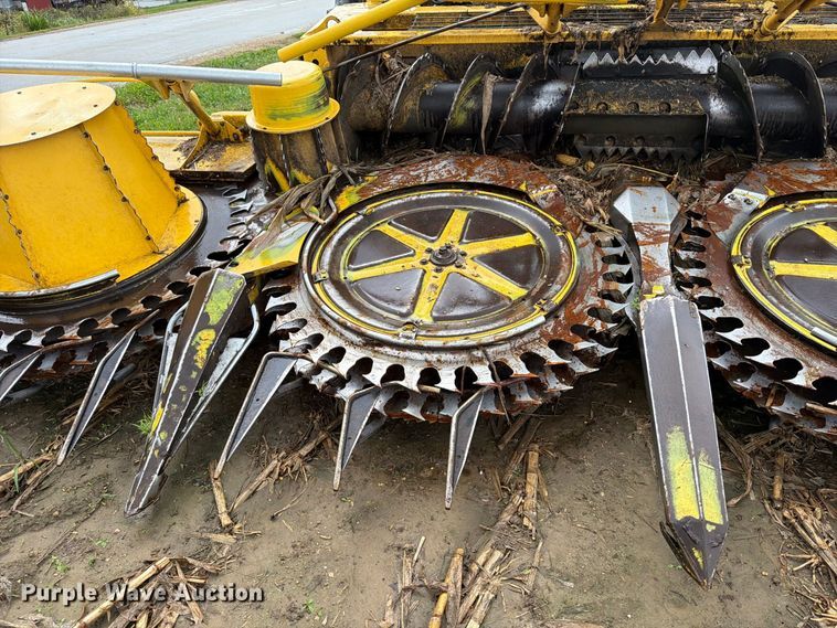 image for item YA5573 2022 New Holland FX60 PRWD forage harvester